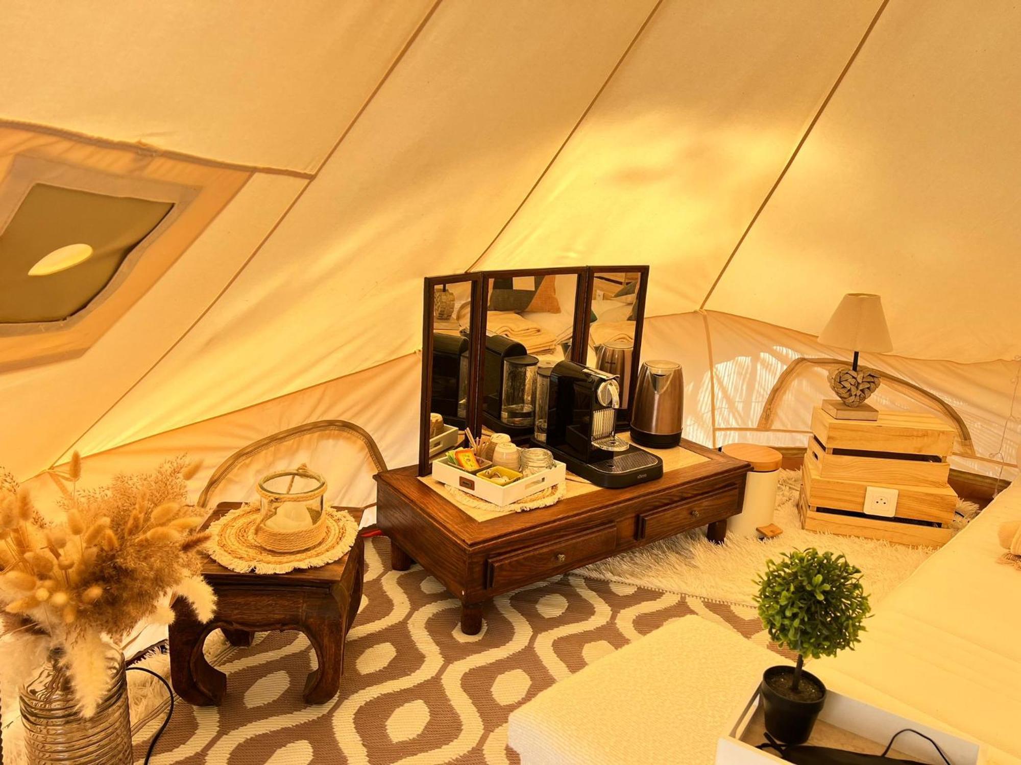 Love Room Tente Lodge Spa Mfg Chez C&C, Exclusivement Reservee Aux Adultes Cantaron Zewnętrze zdjęcie